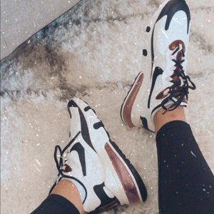 Nike Air Max 270 React